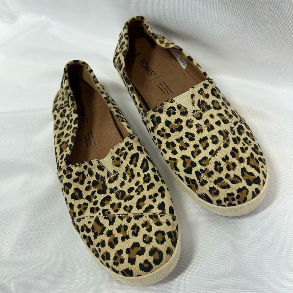 Toms | Avalon Slip On Canvas Cheetah Print Shoes Women's Size 7W
